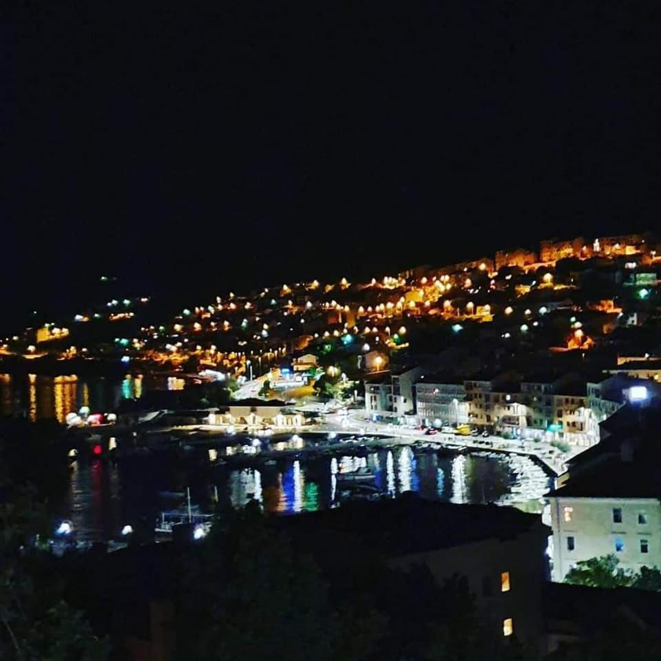 Apartments Laura Senj  Εξωτερικό φωτογραφία
