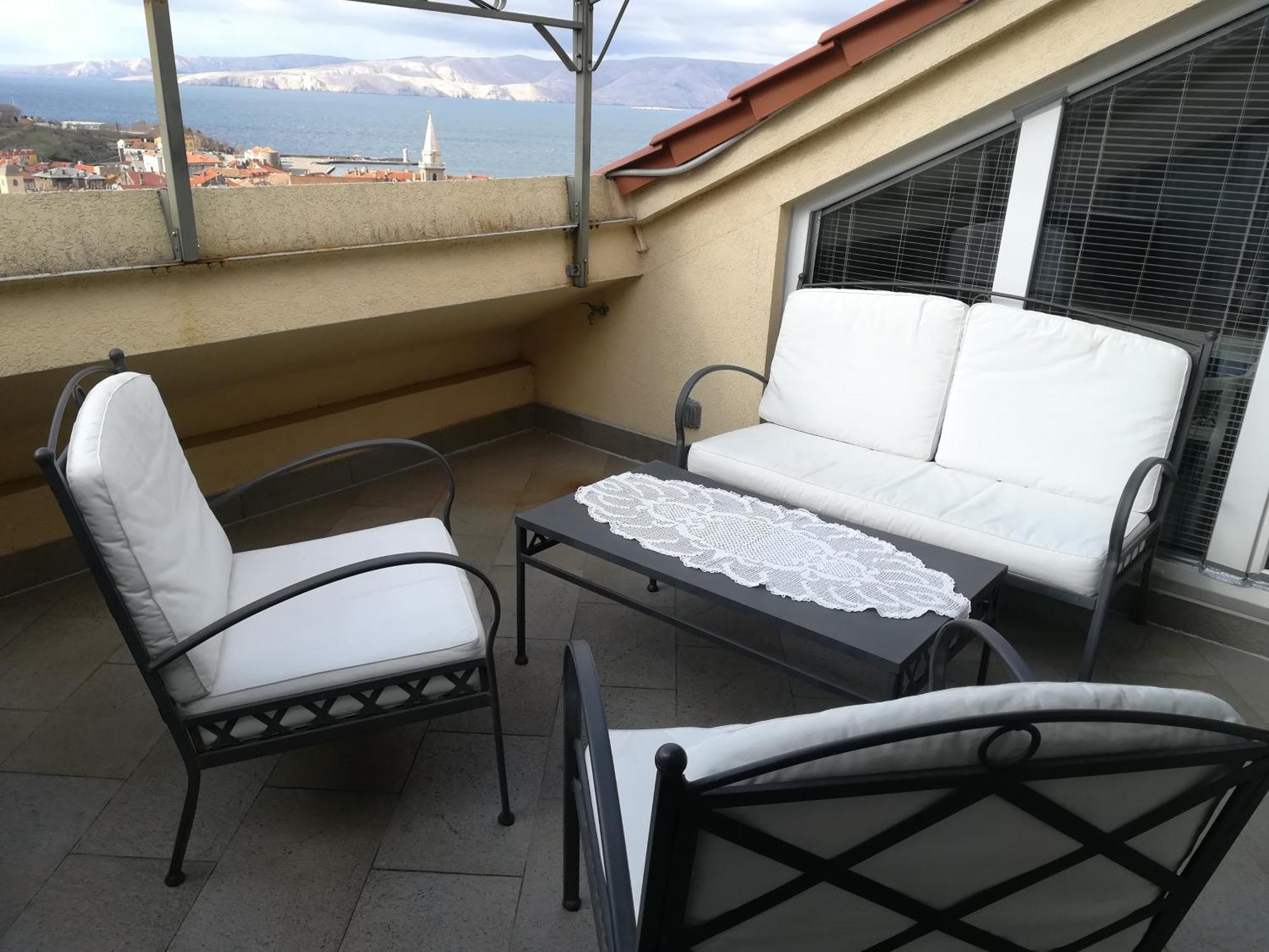 Apartments Laura Senj  Εξωτερικό φωτογραφία